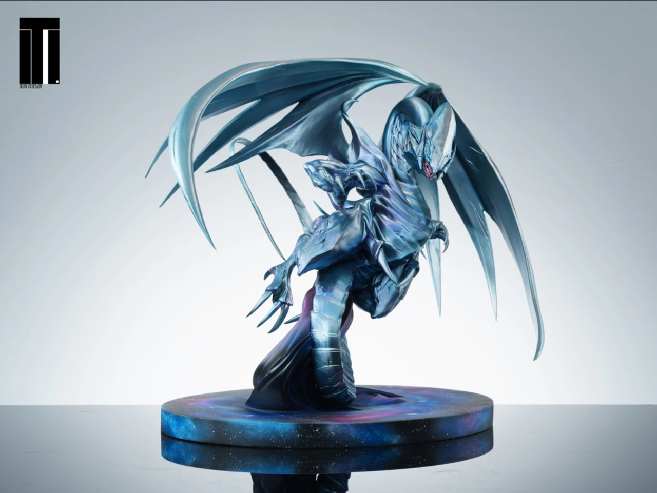 Blue-Eyes White Dragon